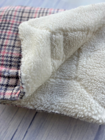 Pink Houndstooth Snuggle Blanket