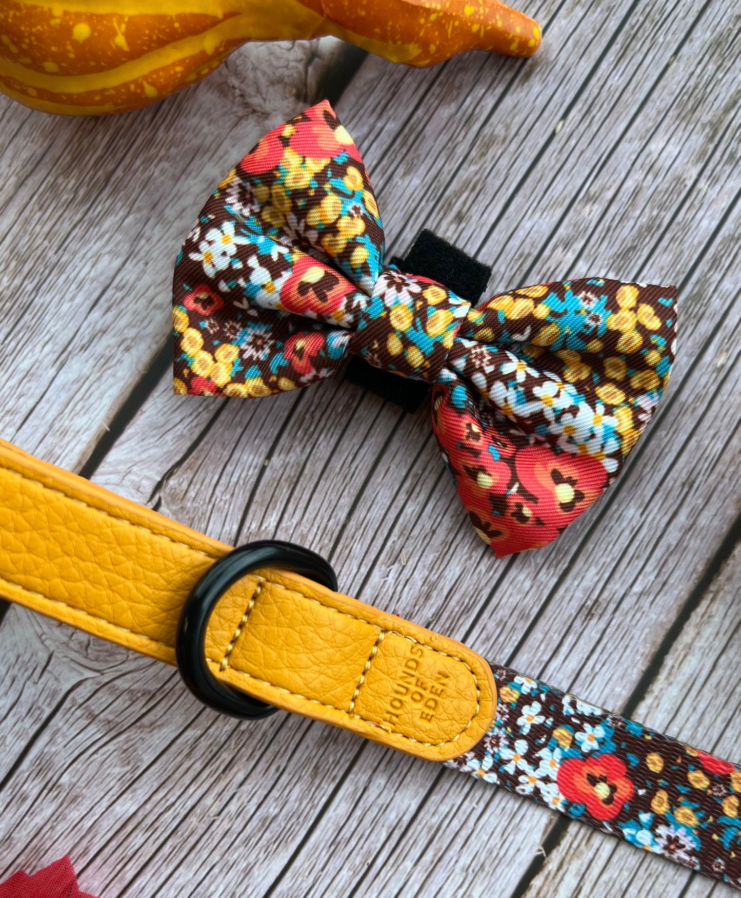 Retro BloomDesign Dog Bow Tie